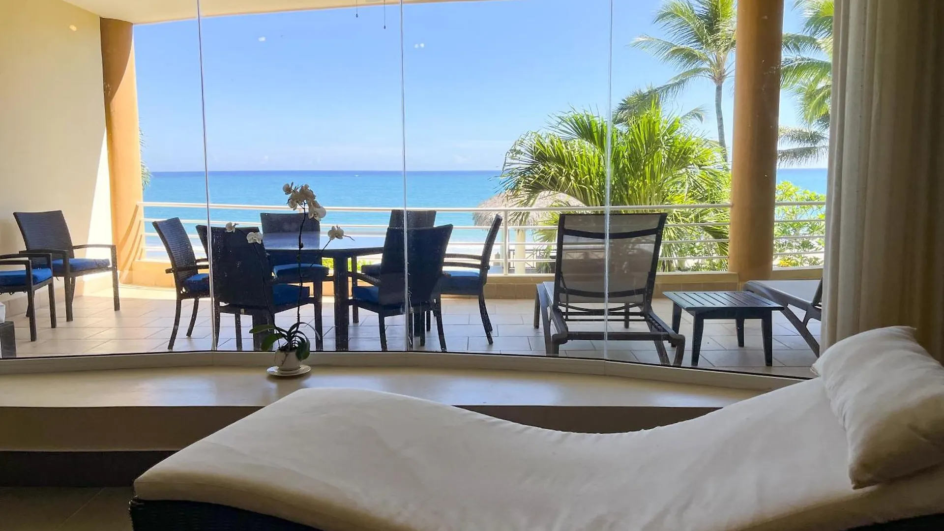 Luxury Oceanfront Condo, Enjoy It ! Cabarete