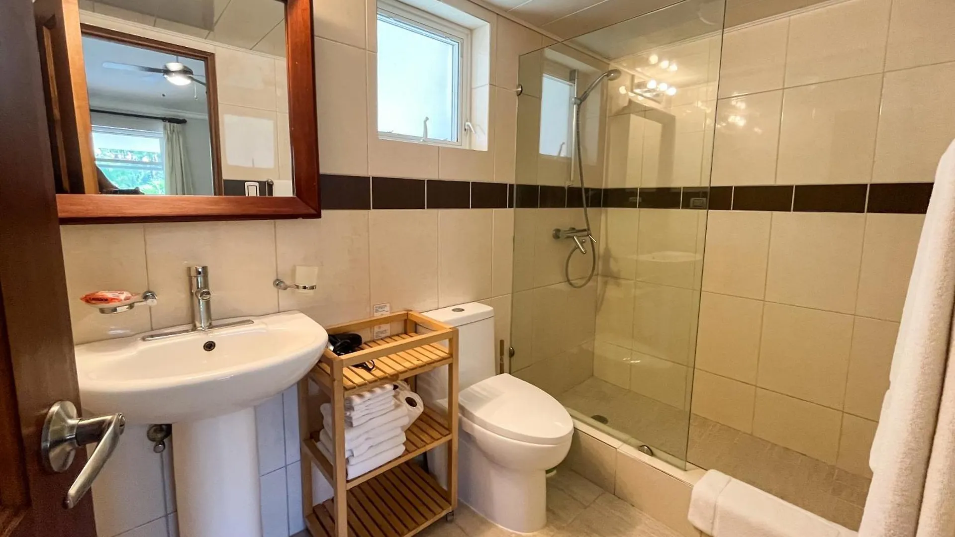Luxury Oceanfront Condo, Enjoy It ! Cabarete